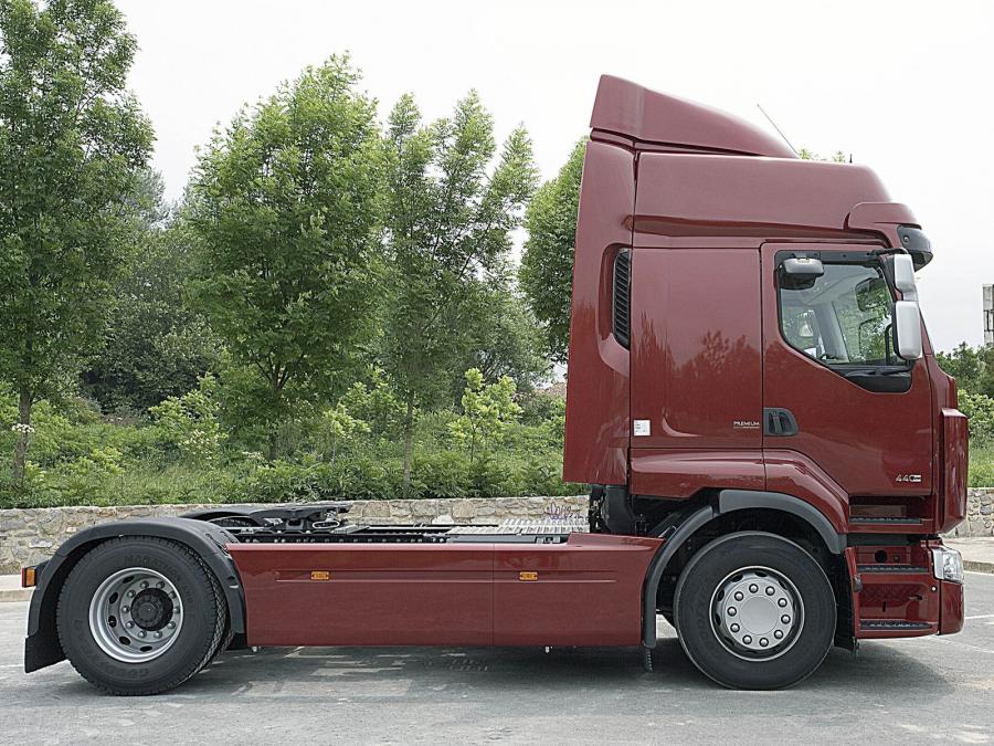  Renault Premium Route 4x2 2006 года  (фото 24 из 28)